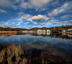 Lake Crackenback :: Vertorama